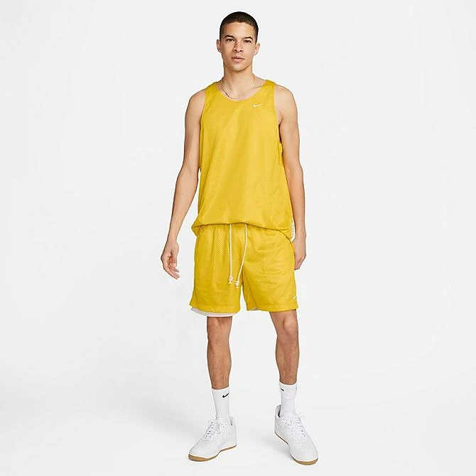 Men's Nike Dri-FIT Standard Issue Reversible 6" Mesh Basketball Shorts Speed Yellow/Phantom/Pale Ivory - DQ5707 735 4 Men's Nike Dri-FIT Standard Issue Reversible 6" Mesh Basketball Shorts Speed Yellow/Phantom/Pale Ivory - DQ5707 735 - Image 2