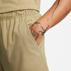 Men's Nike Unlimited Dri-FIT 7" Unlined Versatile Shorts Neutral Olive/Black/Neutral Olive - DV9340 276 11 Men's Nike Unlimited Dri-FIT 7" Unlined Versatile Shorts Neutral Olive/Black/Neutral Olive - DV9340 276 -Nike Sportwear Sales DV9340 276 M4