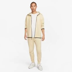 Men's Nike Sportswear Tech Essentials Lightweight Slim-Fit Fleece Jogger Sweatpants Team Gold/Team Gold - DX0826 783 -Nike Sportwear Sales DX0826 783 M3