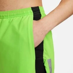 Men's Nike Dri-FIT Run Division Stride 8" Running Shorts Action Green/Black - DX0841 313 -Nike Sportwear Sales DX0841 313 M4