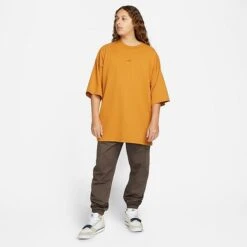 Men's Nike Sportswear Premium Essentials Oversized T-Shirt Desert Ochre - FB9766 754 9 Men's Nike Sportswear Premium Essentials Oversized T-Shirt Desert Ochre - FB9766 754 -Nike Sportwear Sales FB9766 754 M3