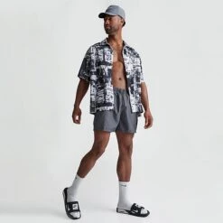 Men's Nike Packable Cargo Volley 5-Inch Swim Shorts Iron Grey - NESSB520 018 9 Men's Nike Packable Cargo Volley 5-Inch Swim Shorts Iron Grey - NESSB520 018 -Nike Sportwear Sales NESSB520 018 M2